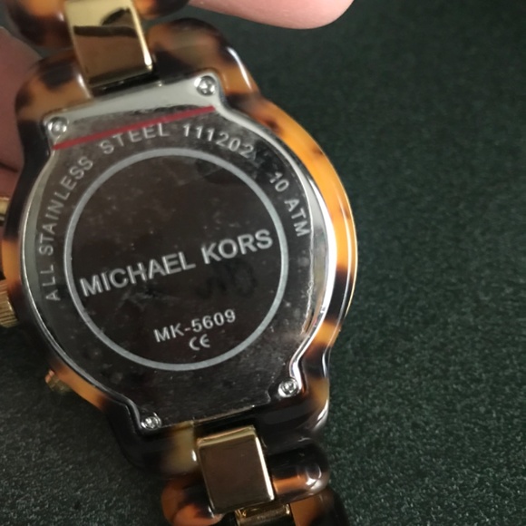 Michael Kors Showstopper Chronograph Tortoise Shell Women’s Watch MK5609 - Picture 5 of 16